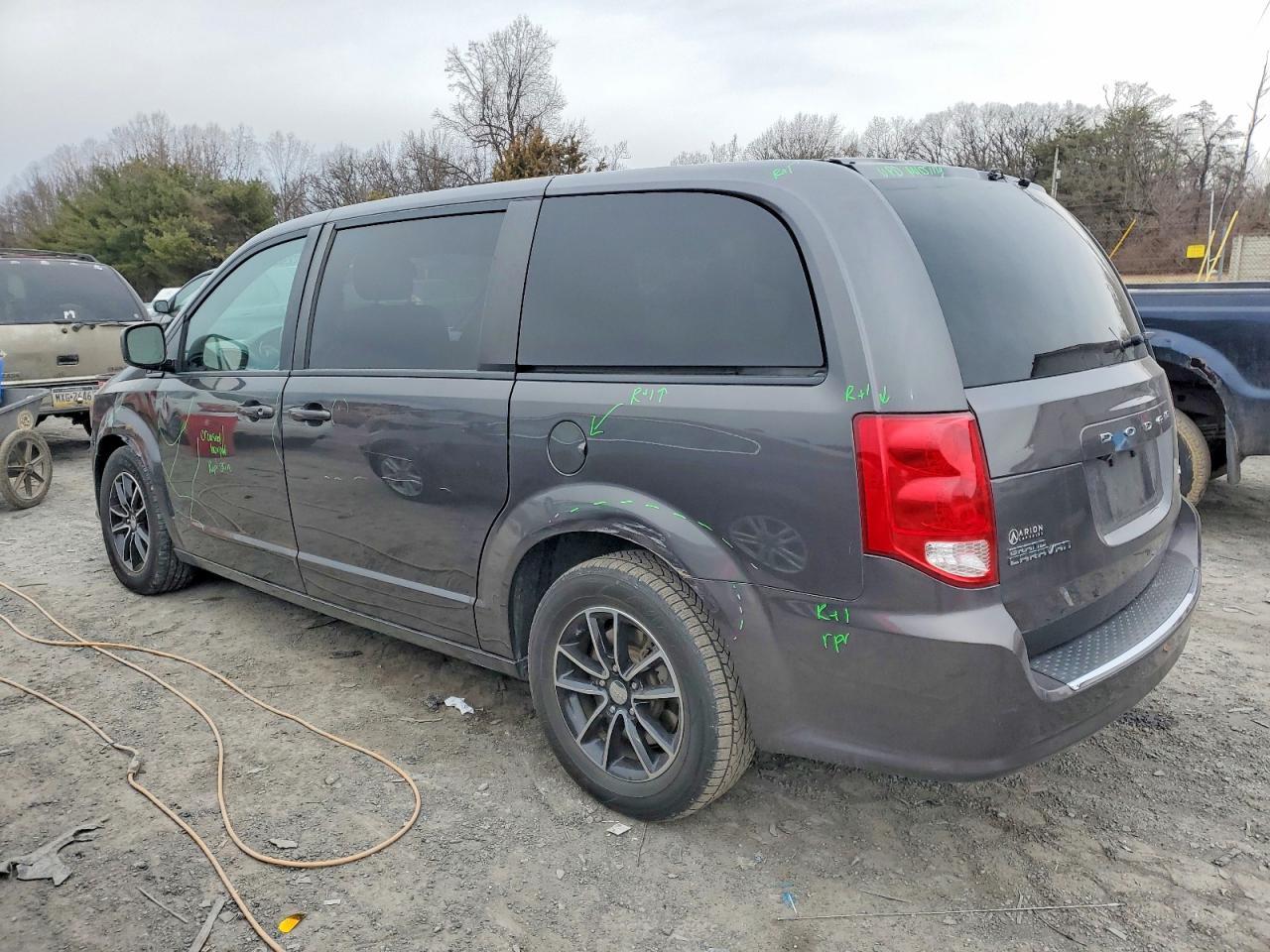 2019 Dodge Grand Caravan Gt - Фото 2