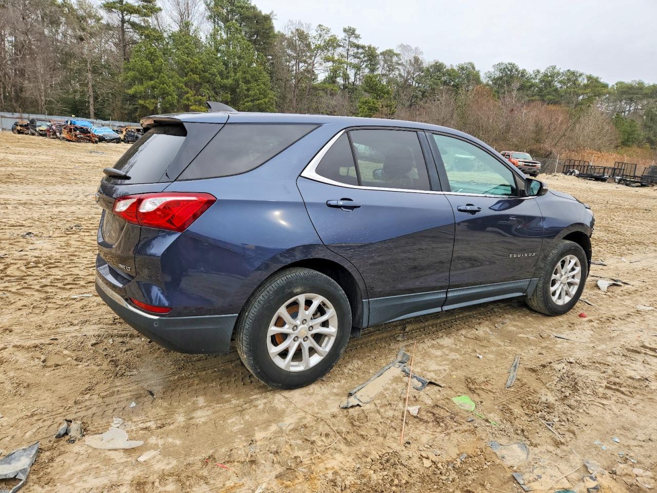 2018 Chevrolet Equinox Lt - Image 3