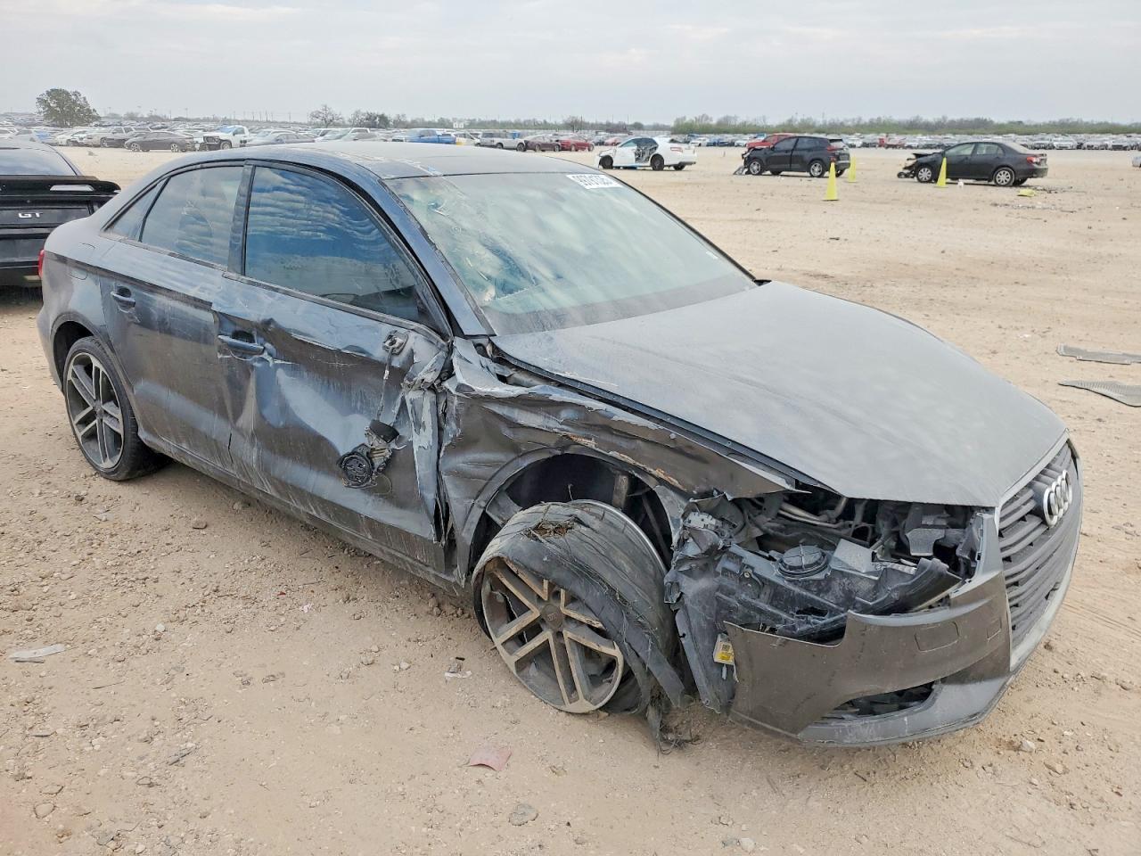 2018 Audi A3 Premium - Фото 4