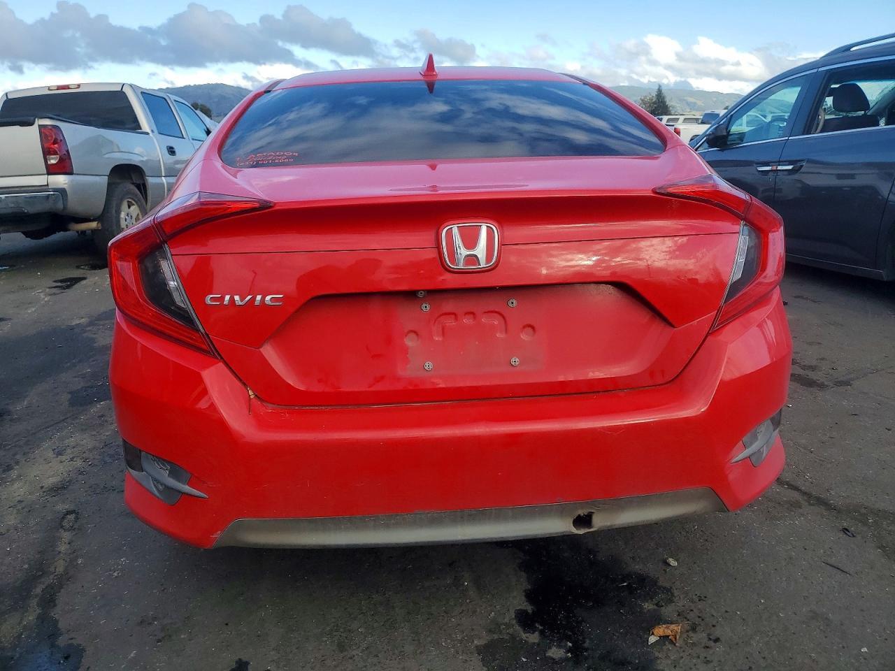 2018 Honda Civic Ex - Image 6
