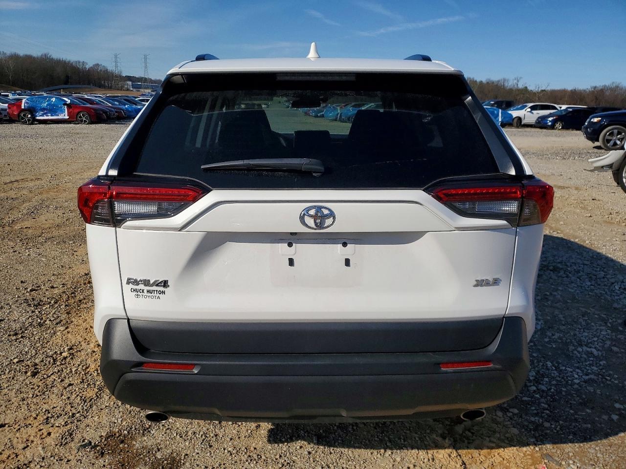 2024 Toyota Rav4 Xle - Image 6