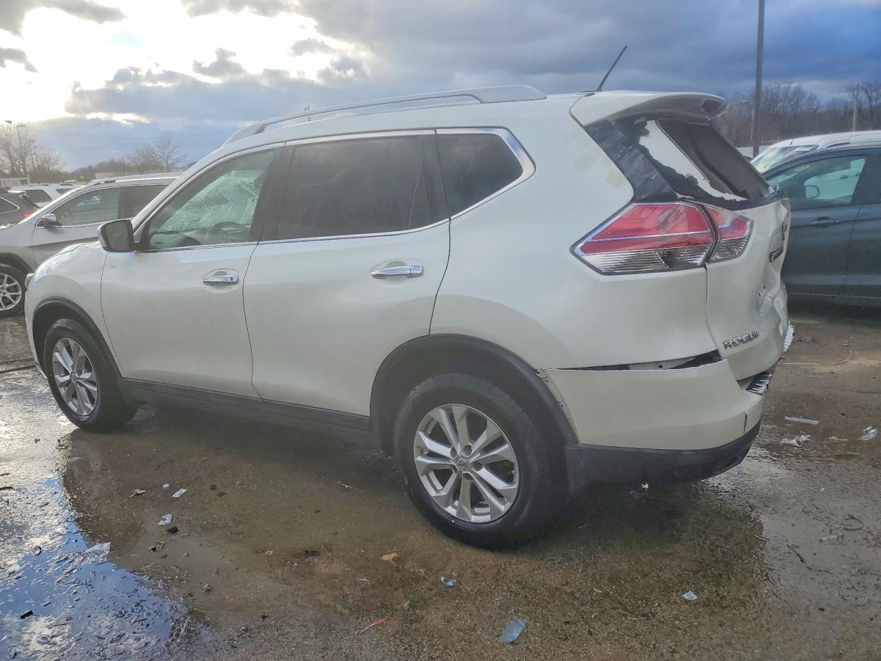 2015 Nissan Rogue Sv - Фото 2