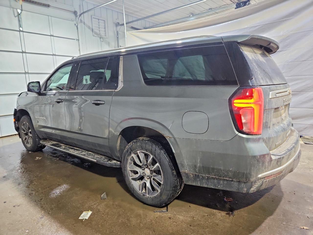 2023 Chevrolet Suburban K1500 Lt - Image 2