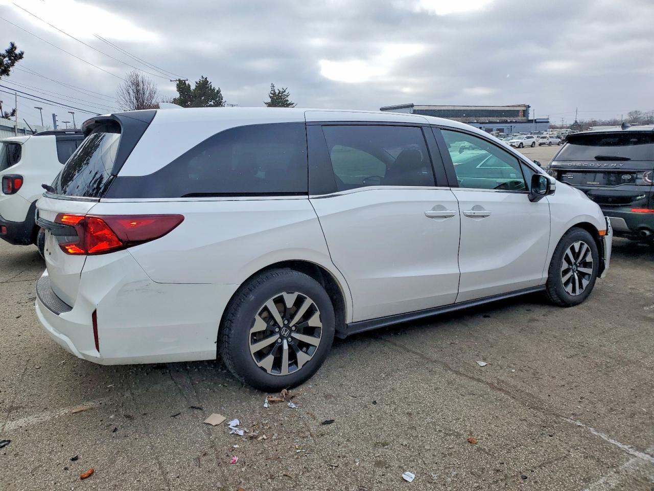 2025 Honda Odyssey Exl - Image 3
