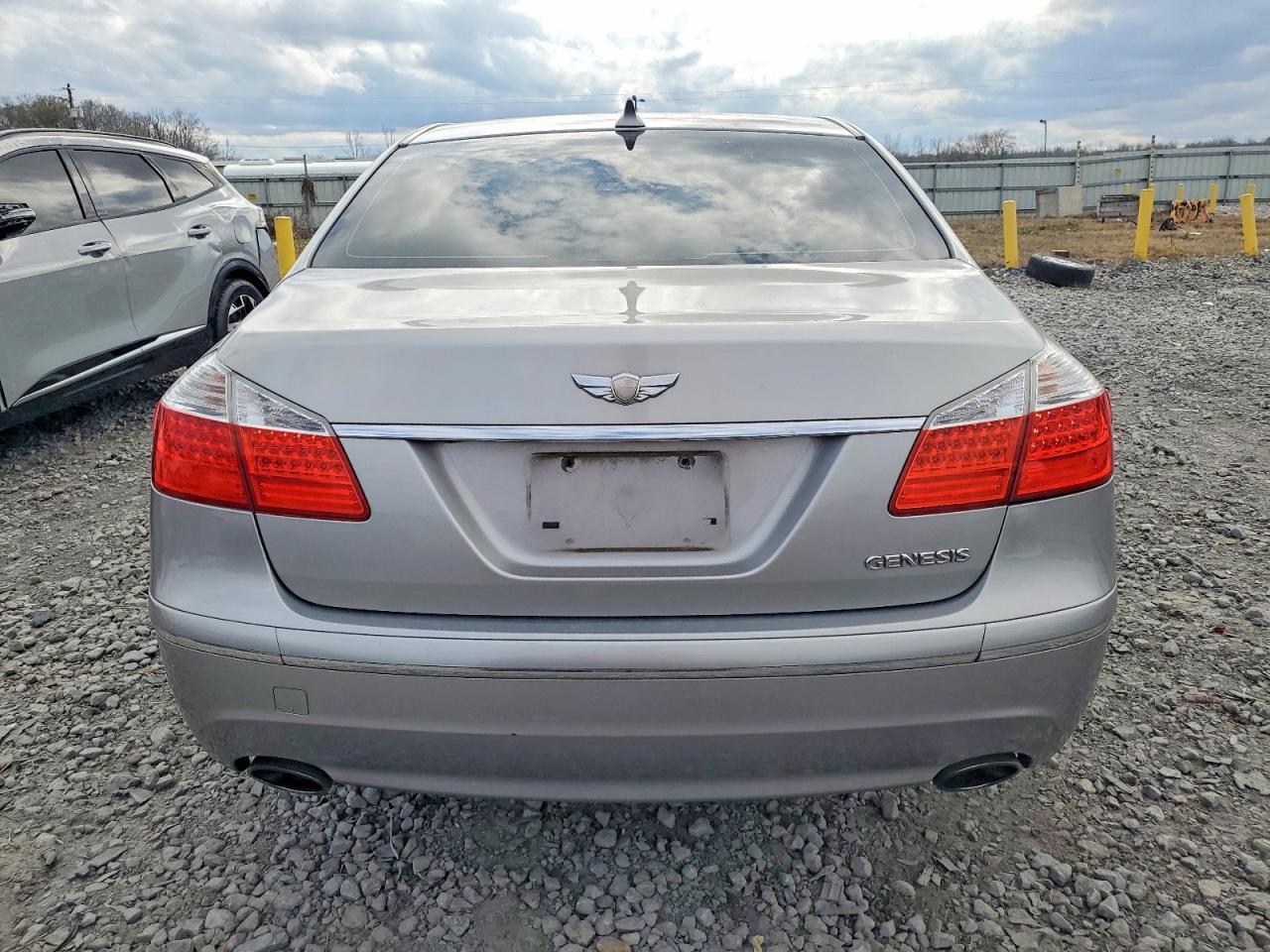 2009 Hyundai Genesis 3.8L - Image 6