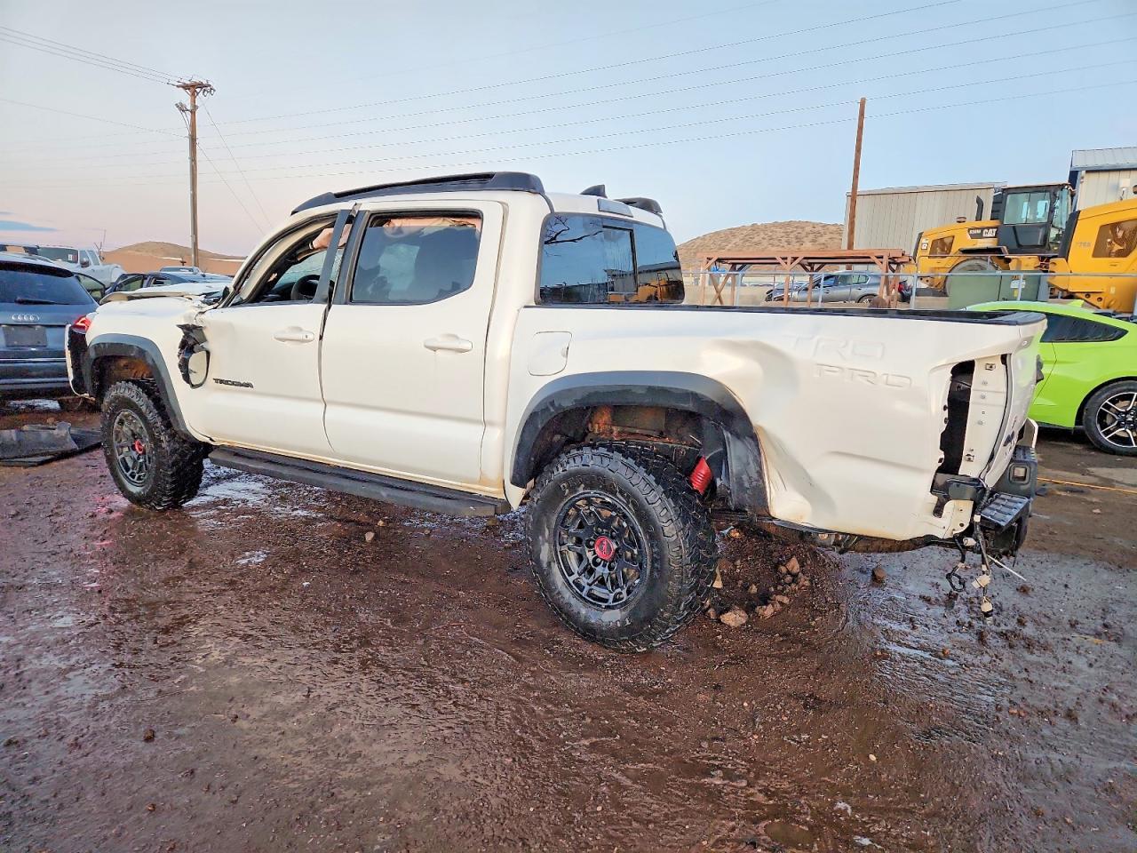 2022 Toyota Tacoma Double Cab - Фото 2