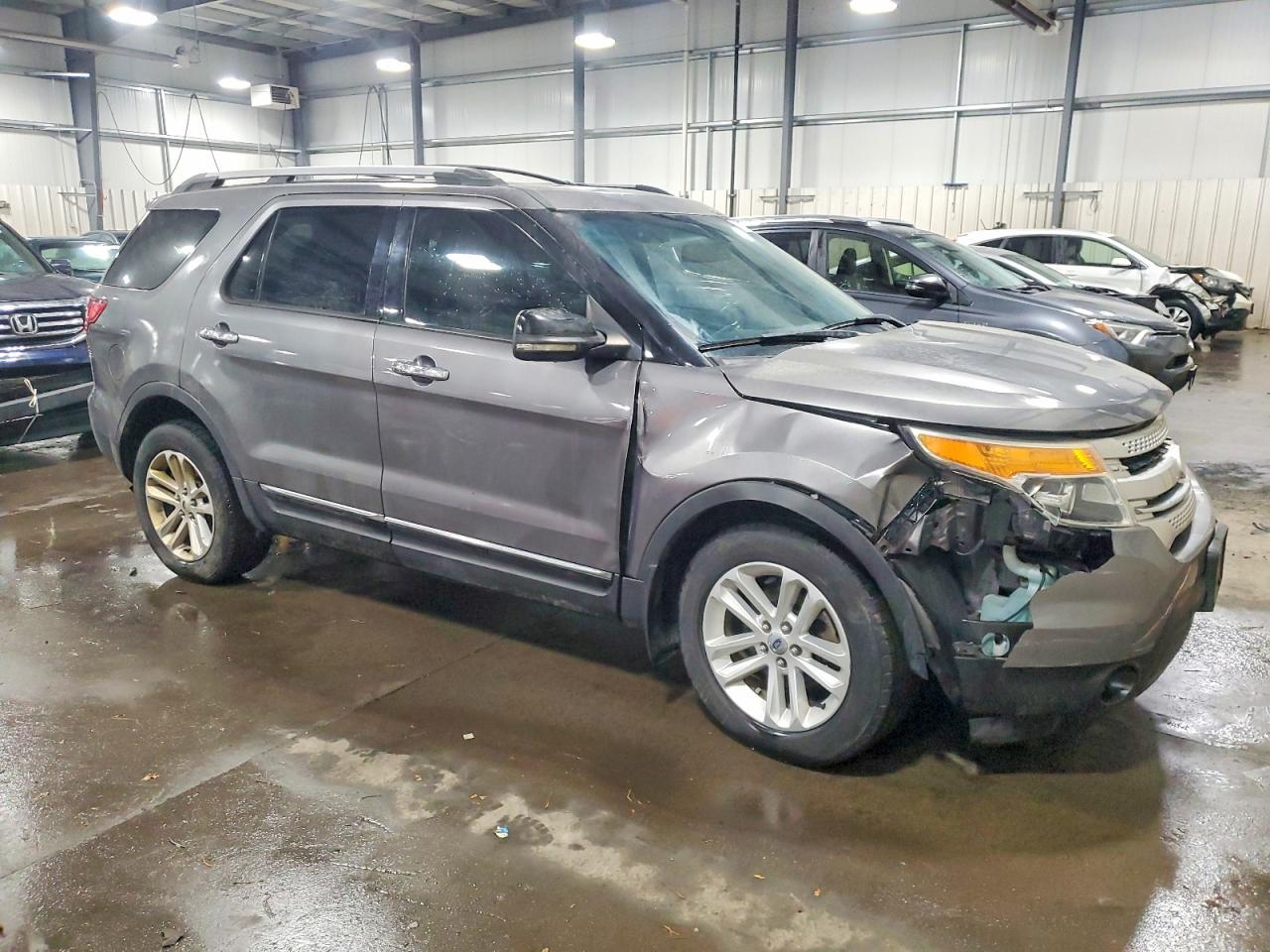 2011 Ford Explorer Xlt - Image 4