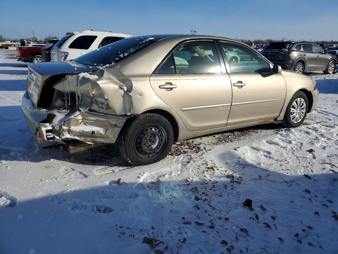 2005 Toyota Camry Le - Фото 3