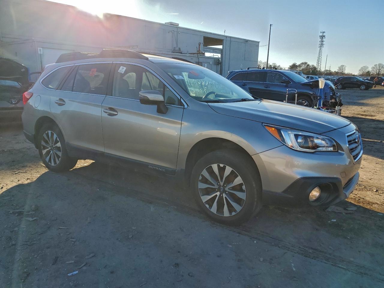 2015 Subaru Outback 2.5I Limited - Image 4