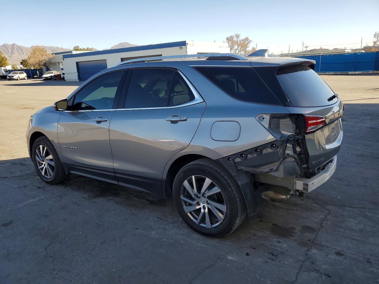 2024 Chevrolet Equinox Premier - Фото 2