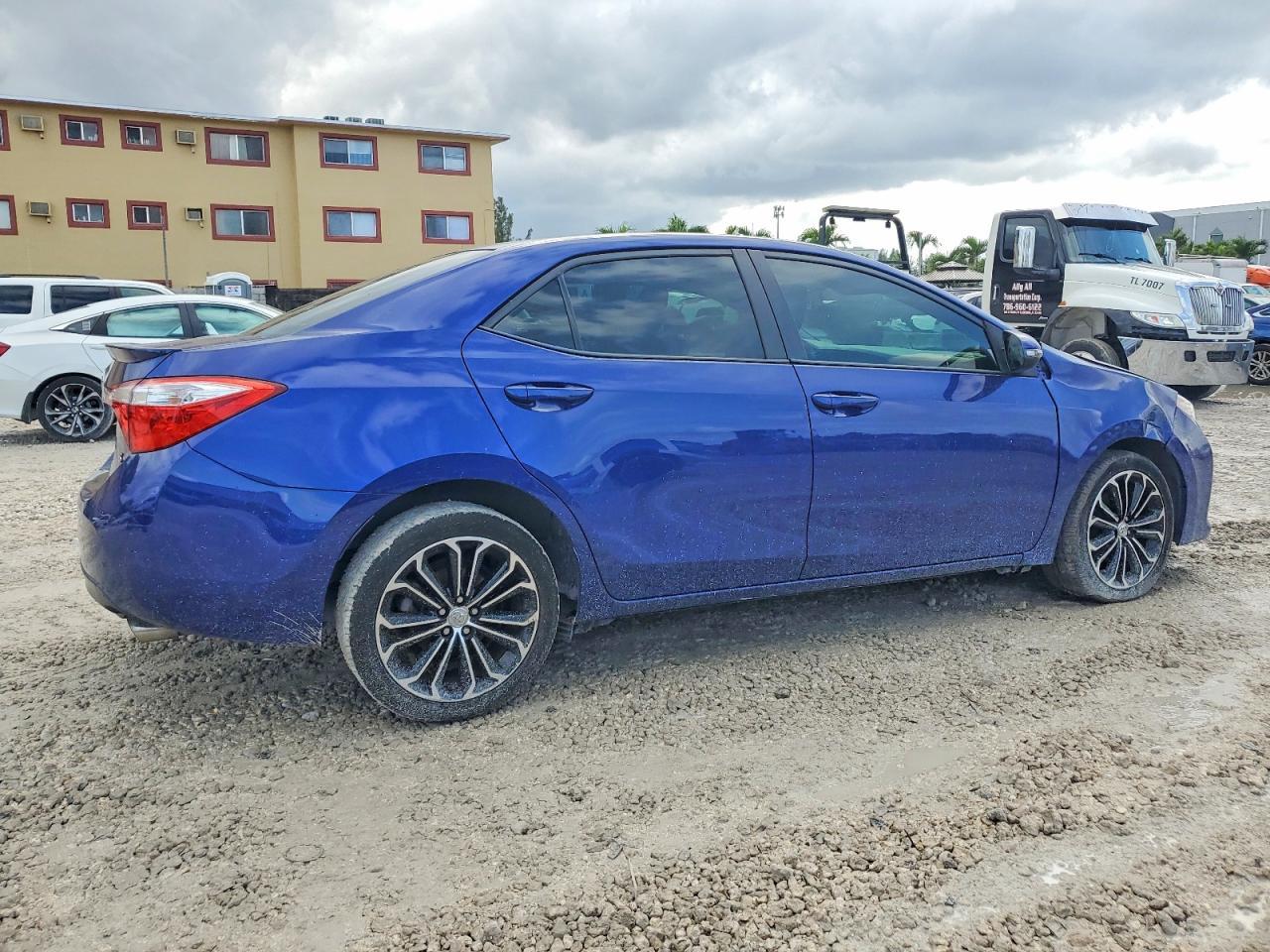 2015 Toyota Corolla S Plus - Фото 3