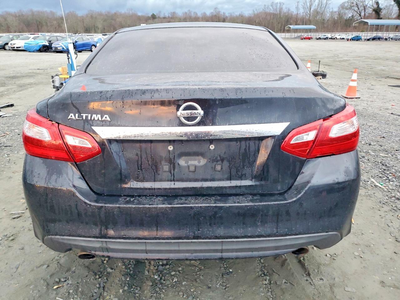 2016 Nissan Altima 2.5 - Фото 6