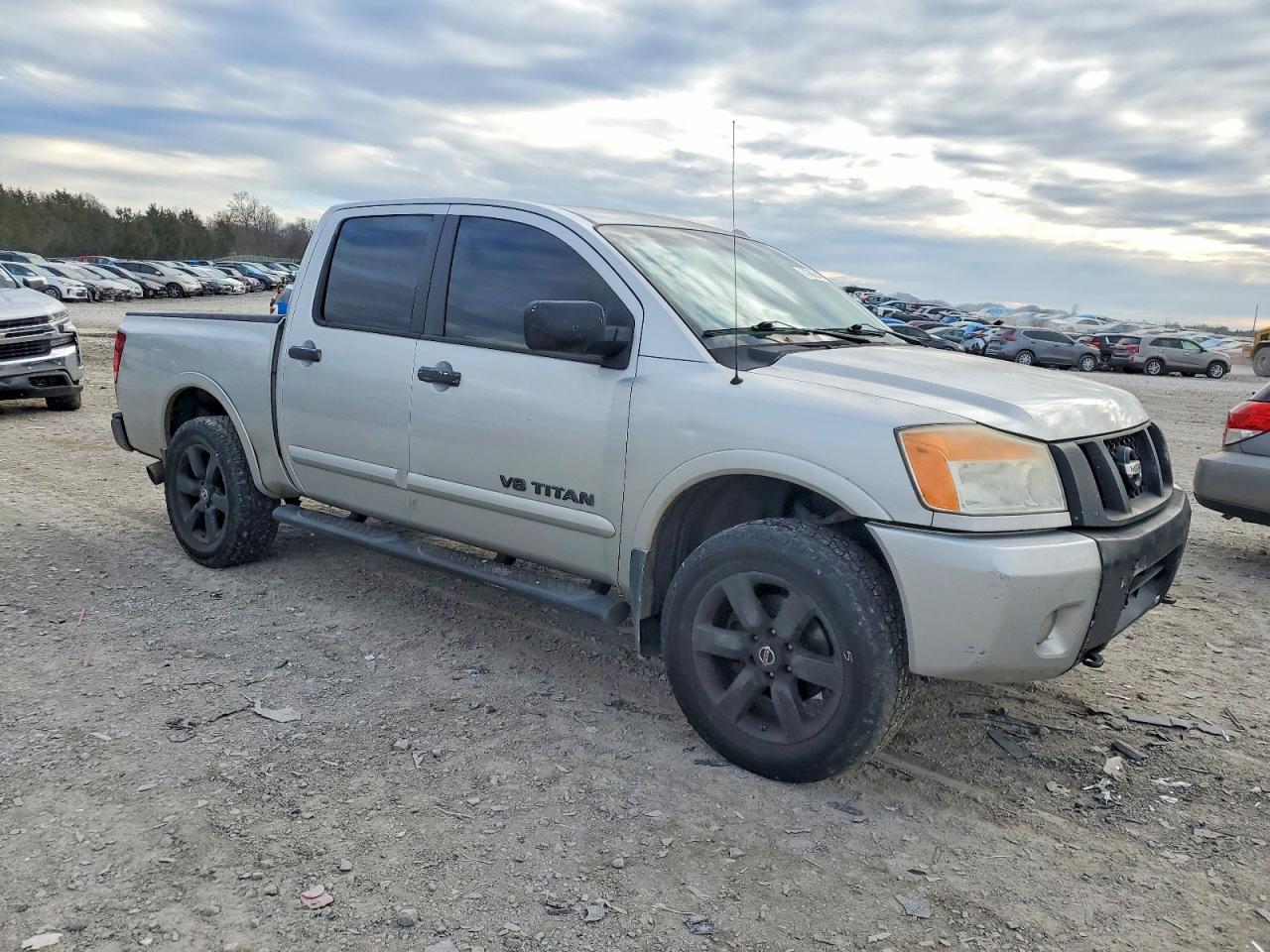 2009 Nissan Titan Xe - Image 4