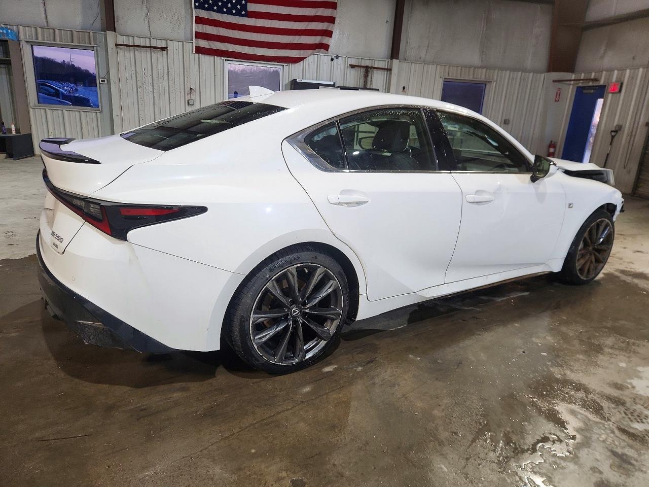 2021 Lexus Is 350 F Sport - Фото 3