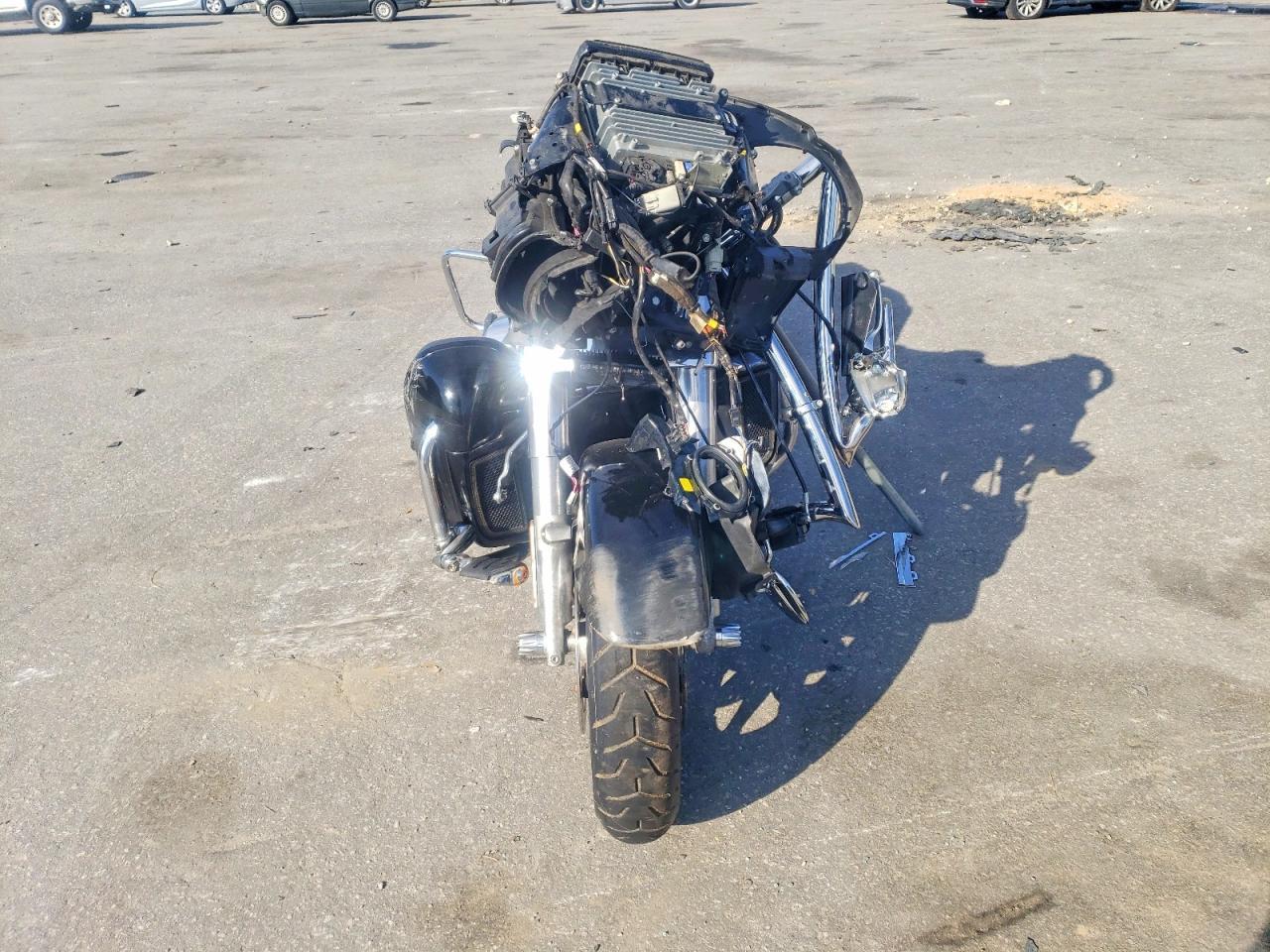 2018 Harley-Davidson Fltru - Image 2