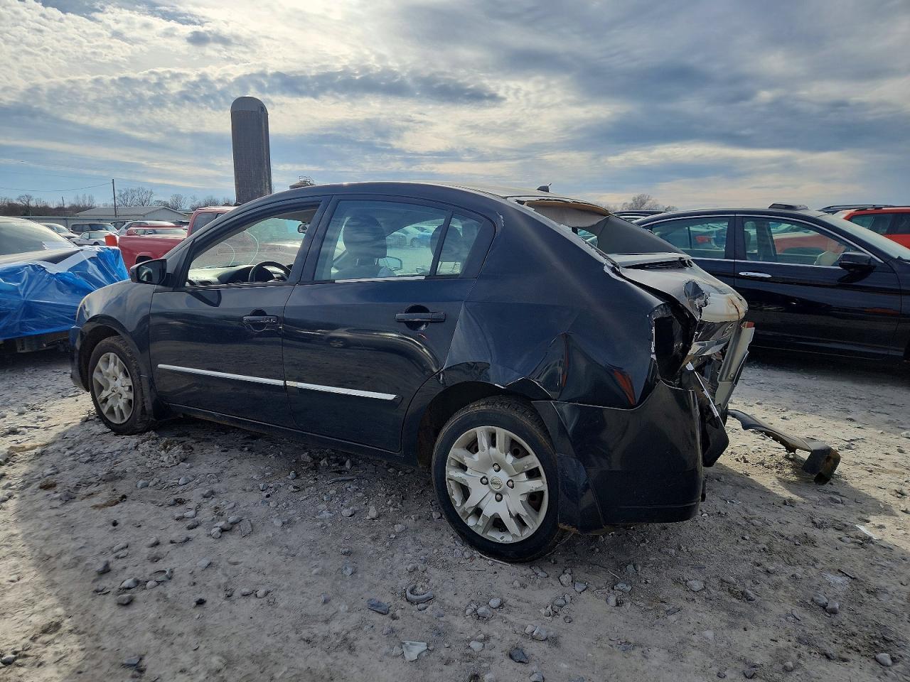 2012 Nissan Sentra 2.0 - Фото 2