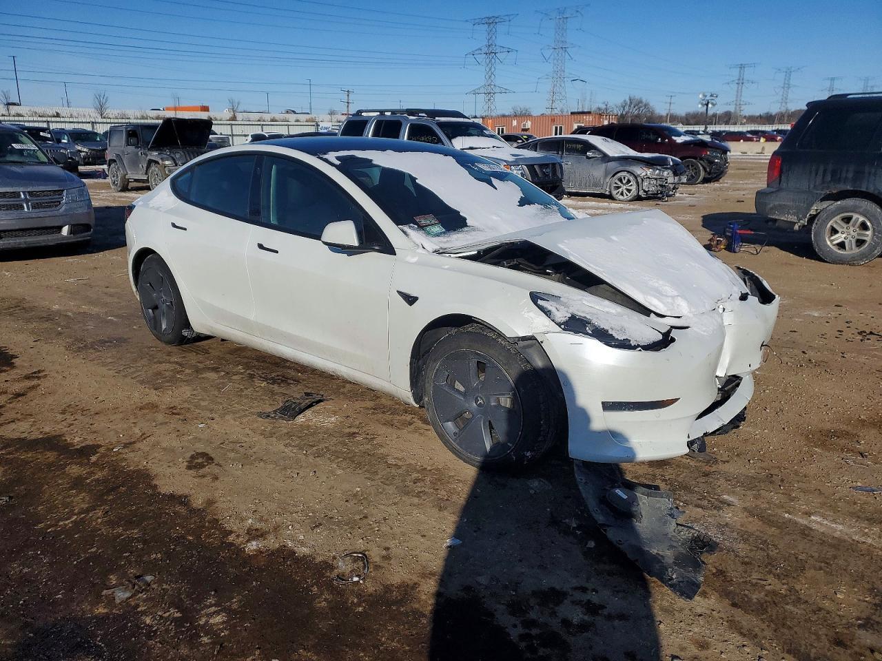 2022 Tesla Model 3 - Фото 4