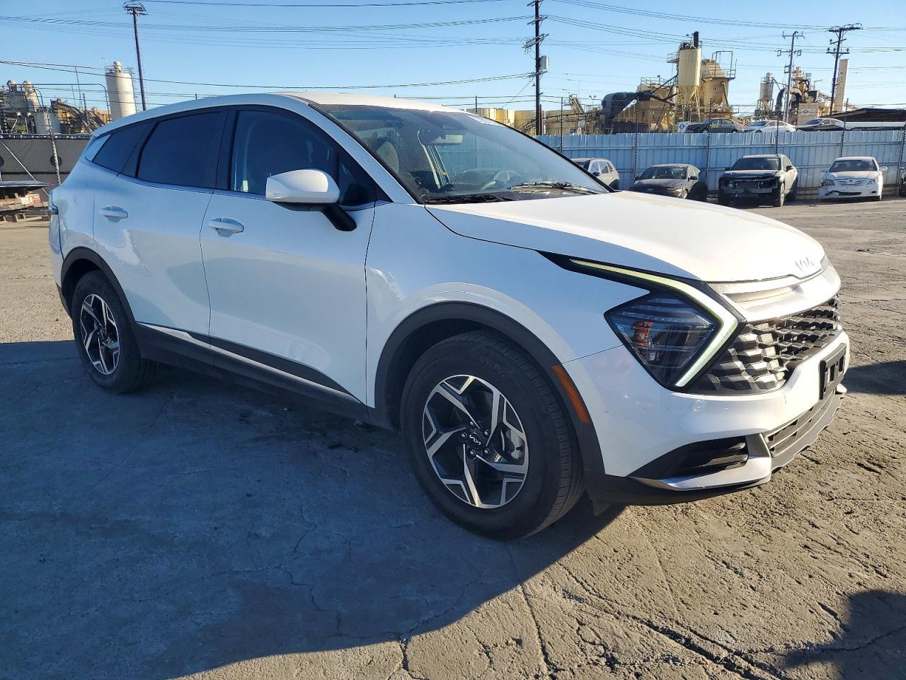 2025 Kia Sportage Lx - Image 4