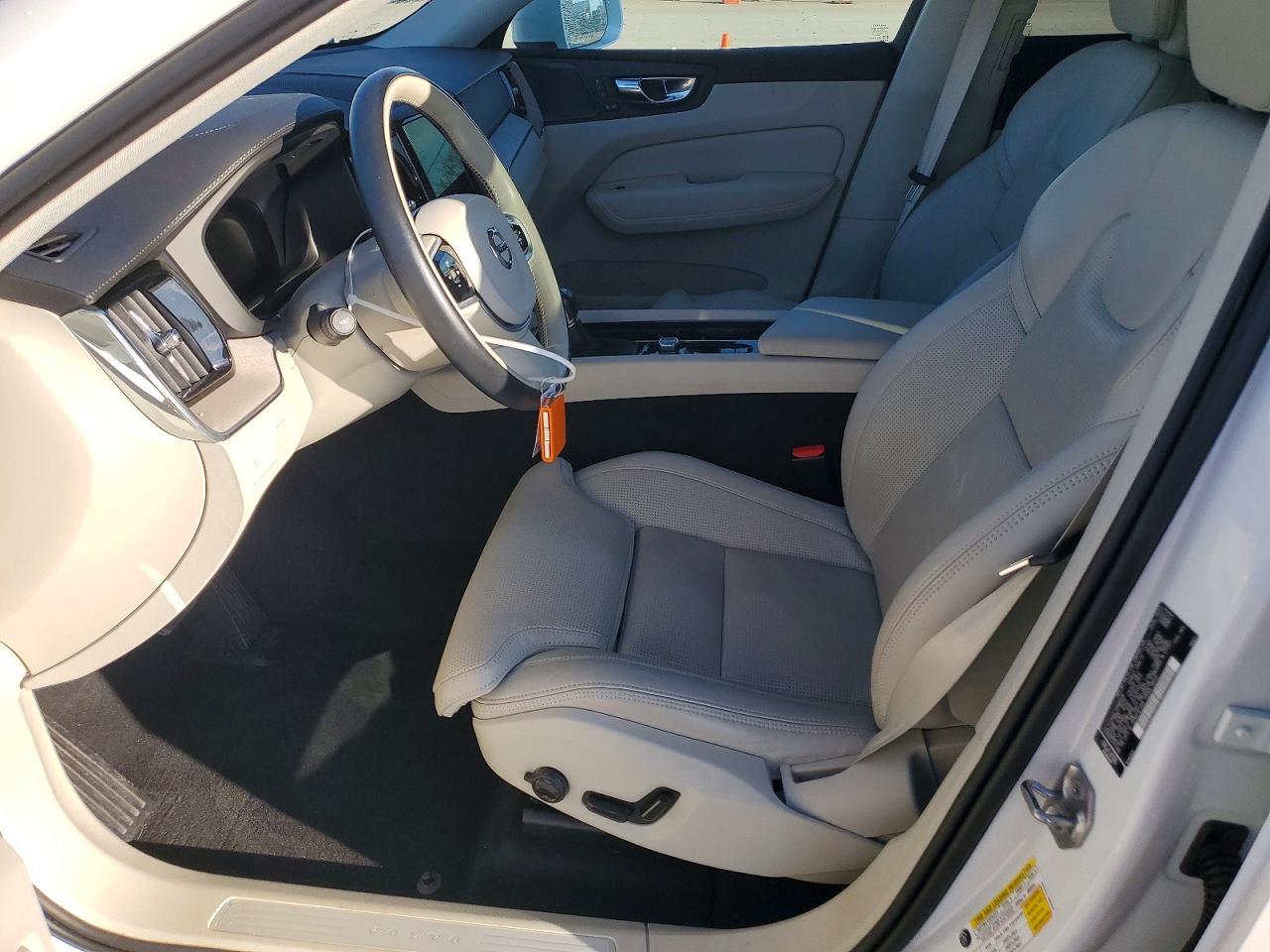 2021 Volvo Xc60 T5 Inscription - Image 7