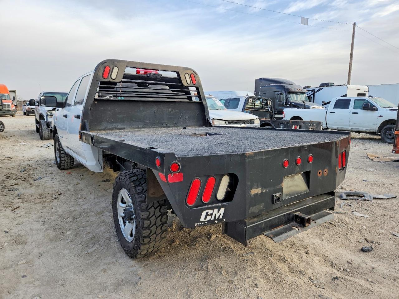 2021 Ram 2500 Flatbed Truck - Фото 2
