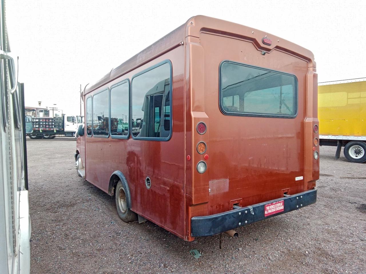 2020 Chevrolet Express G4500 Shuttle Bus - Фото 2