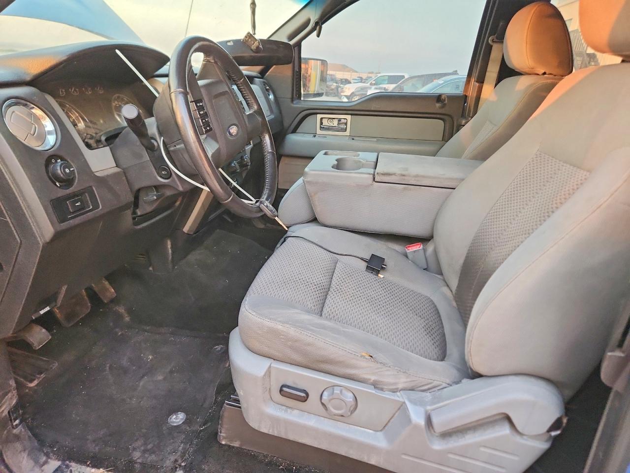 2011 Ford F150 Super Cab - Image 7