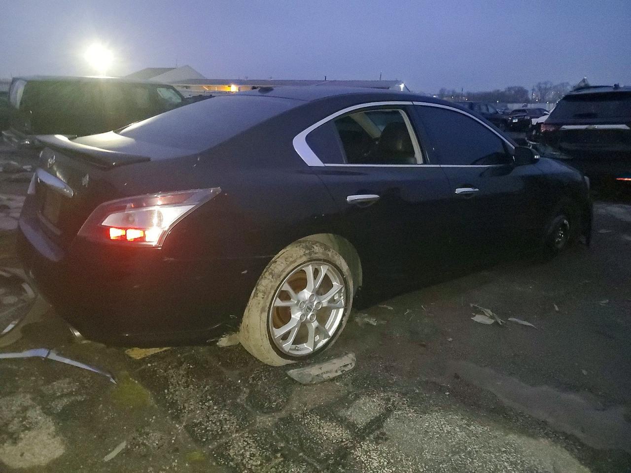 2012 Nissan Maxima 3.5 S - Фото 3