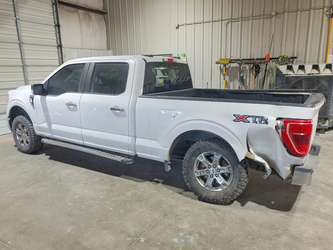 2021 Ford F150 Supercrew - Фото 2