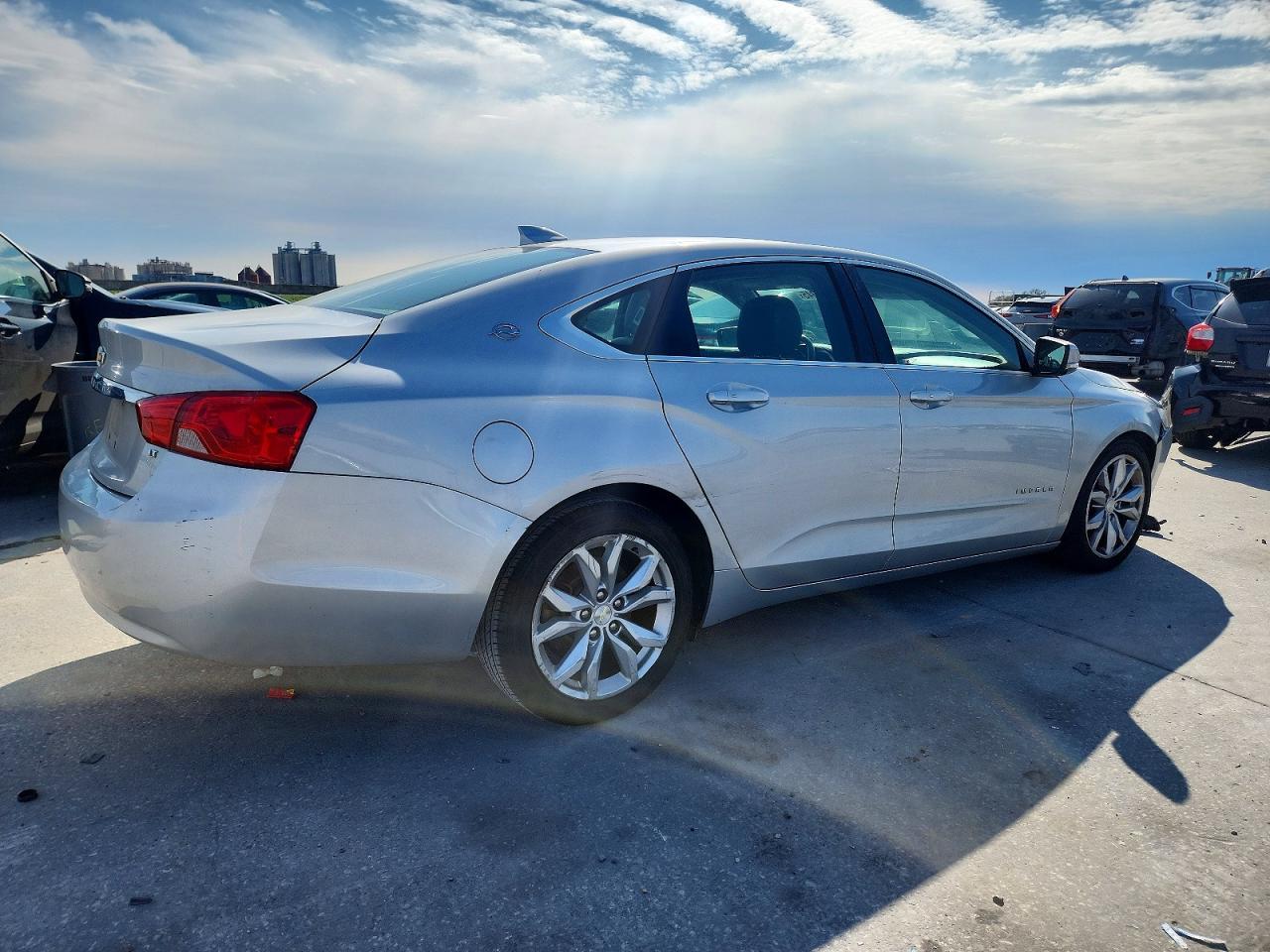 2018 Chevrolet Impala Lt - Фото 3