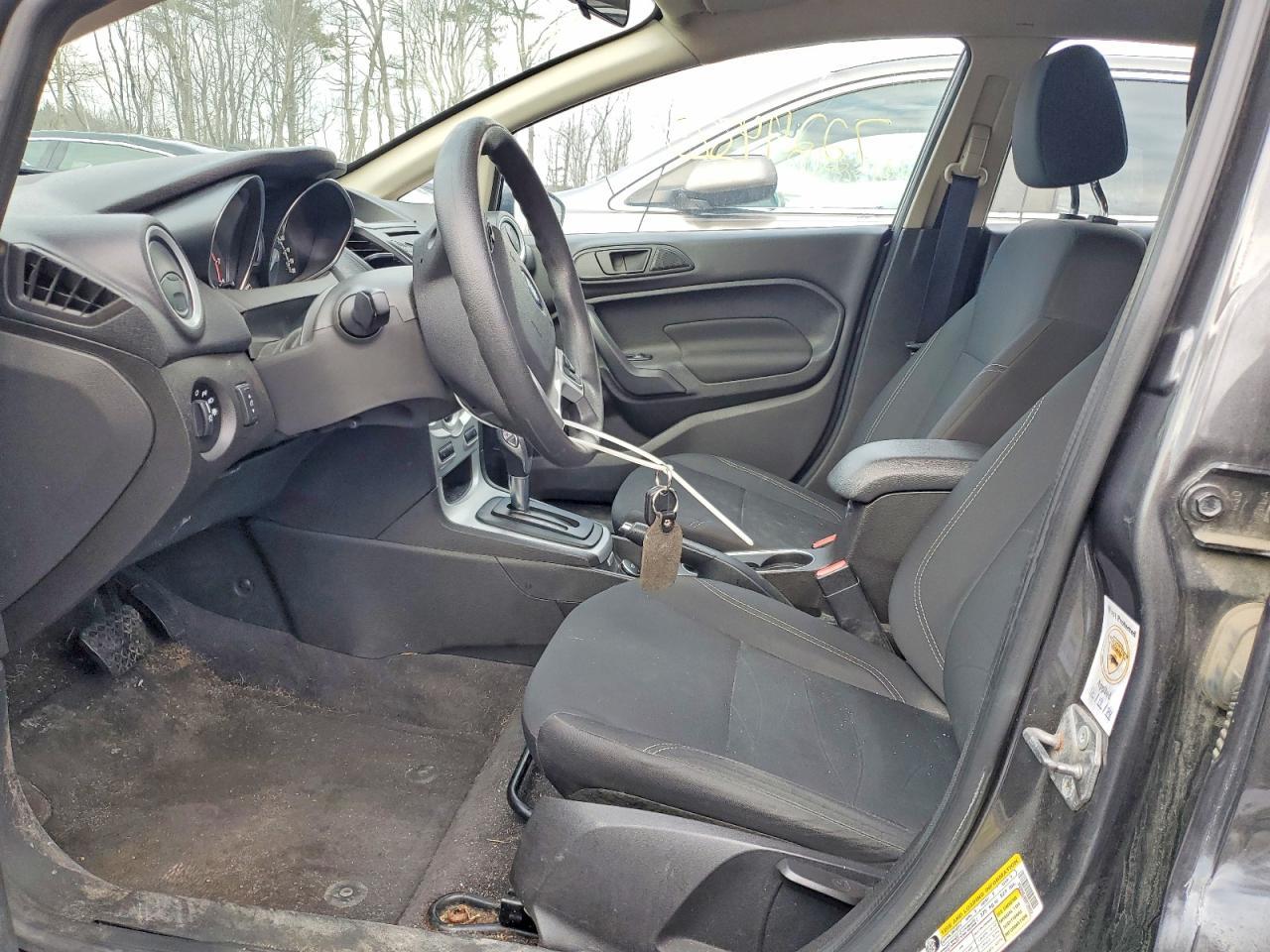 2019 Ford Fiesta Se - Фото 7