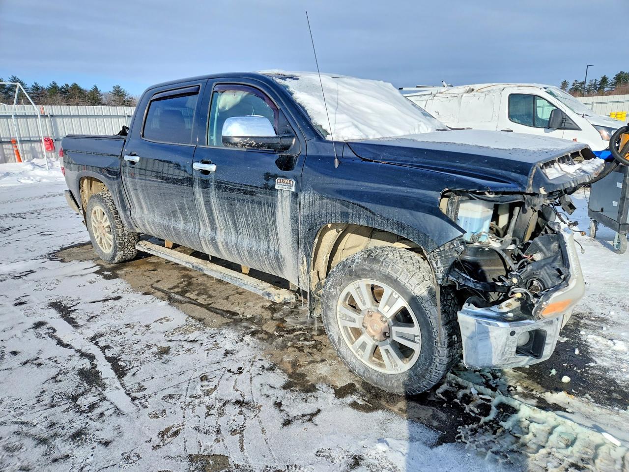 2017 Toyota Tundra Crewmax 1794 - Фото 4