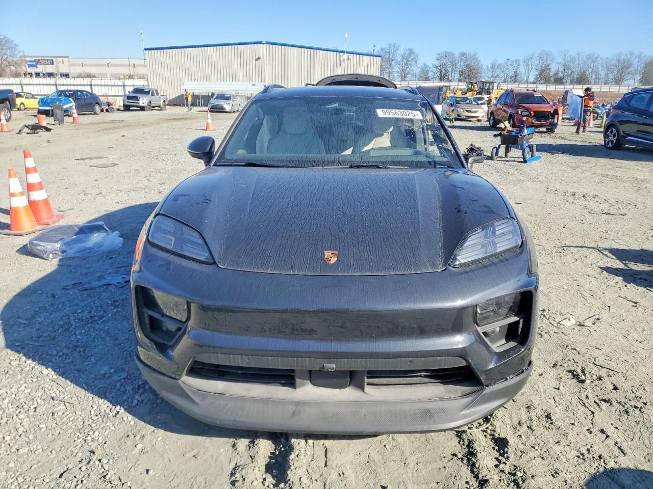 2024 Porsche Macan 4 - Image 5