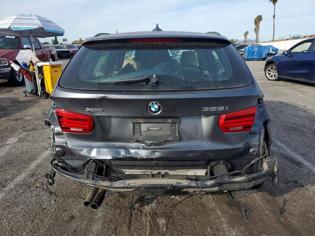 2016 BMW 328 Xi - Фото 6
