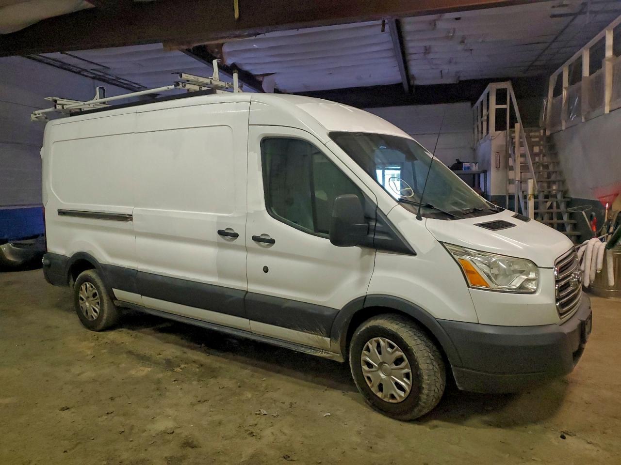 2015 Ford Transit 250 Utility / Service Van - Image 4