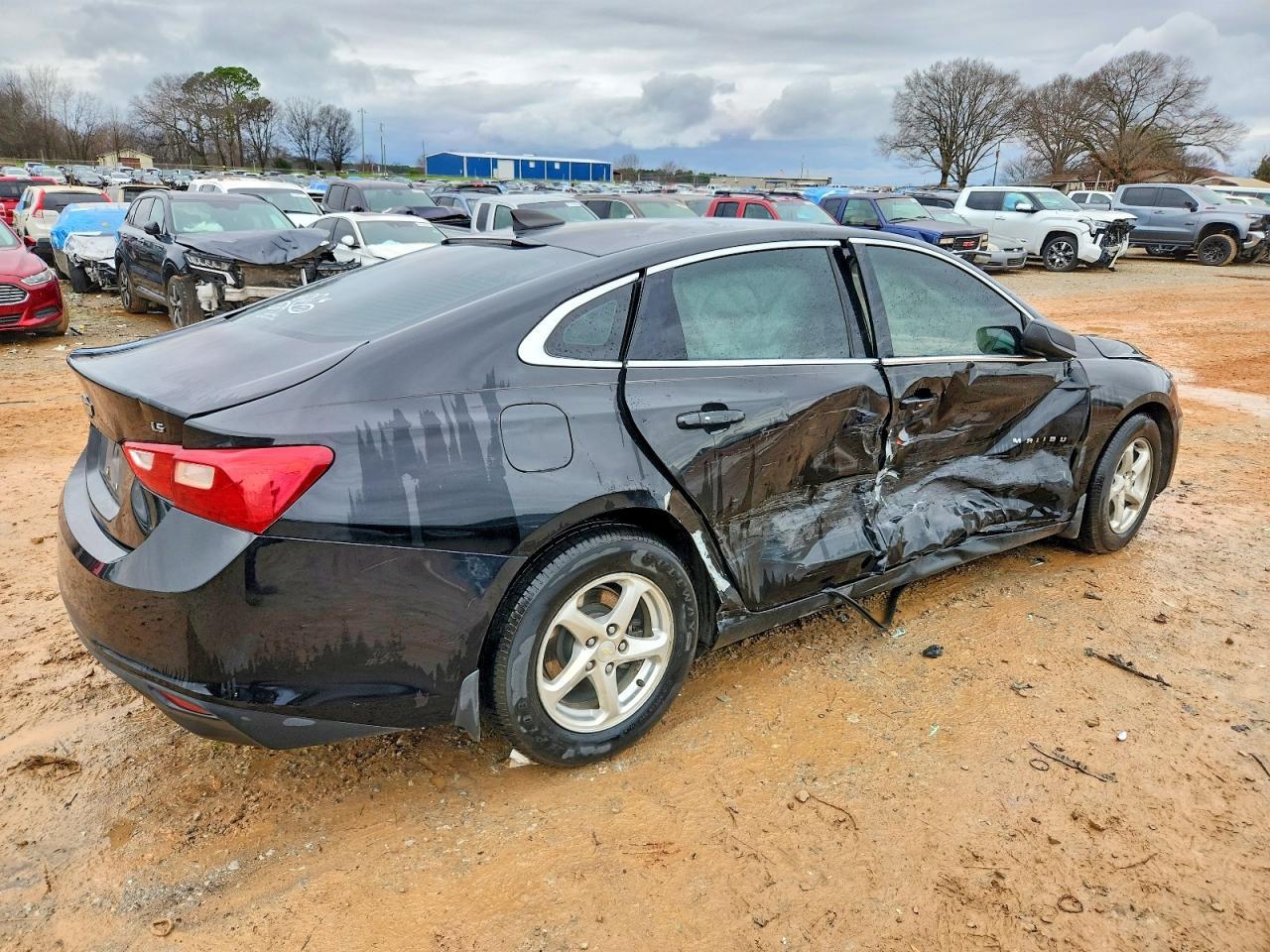 2016 Chevrolet Malibu Ls - Image 3