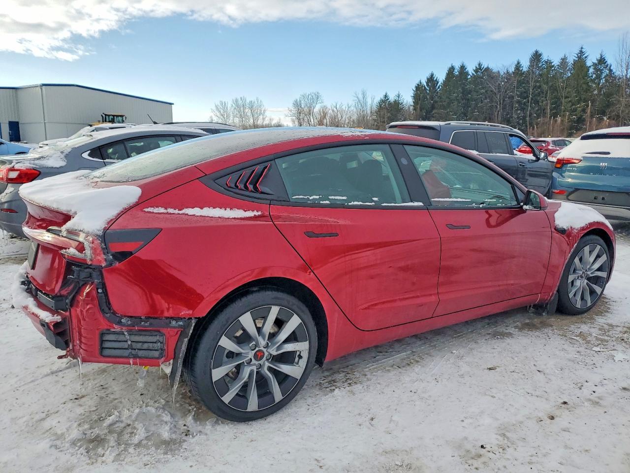 2025 Tesla Model 3 - Image 3