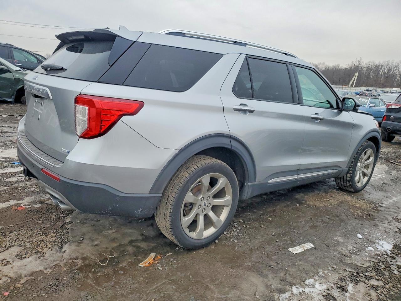 2020 Ford Explorer Platinum - Фото 3