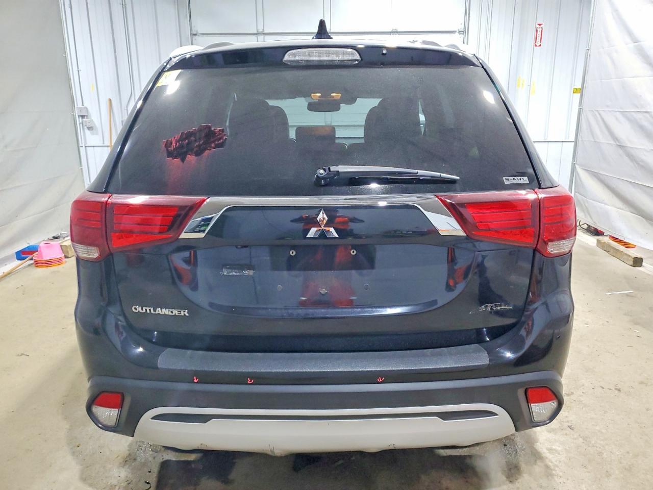 2020 Mitsubishi Outlander Se - Фото 6