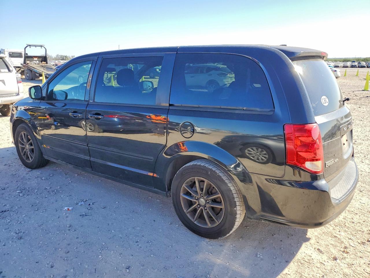 2014 Dodge Grand Caravan Sxt - Фото 2