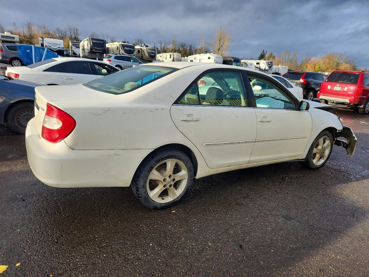 2003 Toyota Camry Le - Фото 3