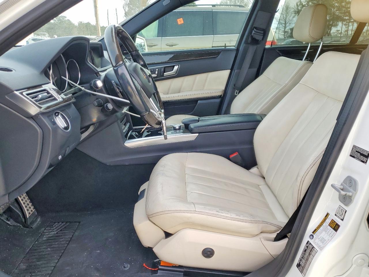 2014 Mercedes-Benz E 350 4Matic Wagon - Фото 7