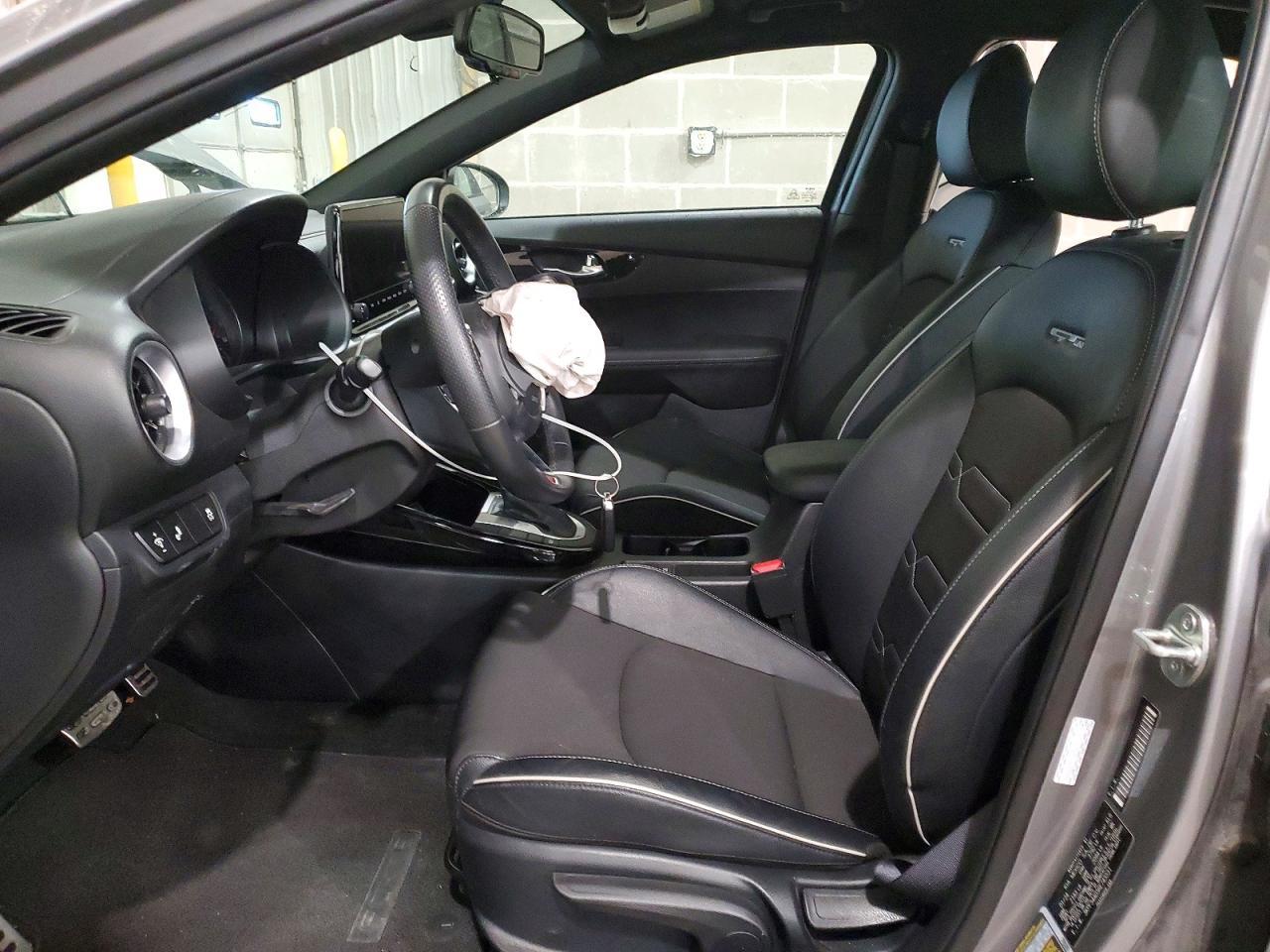 2024 Kia Forte Gt Line - Image 7