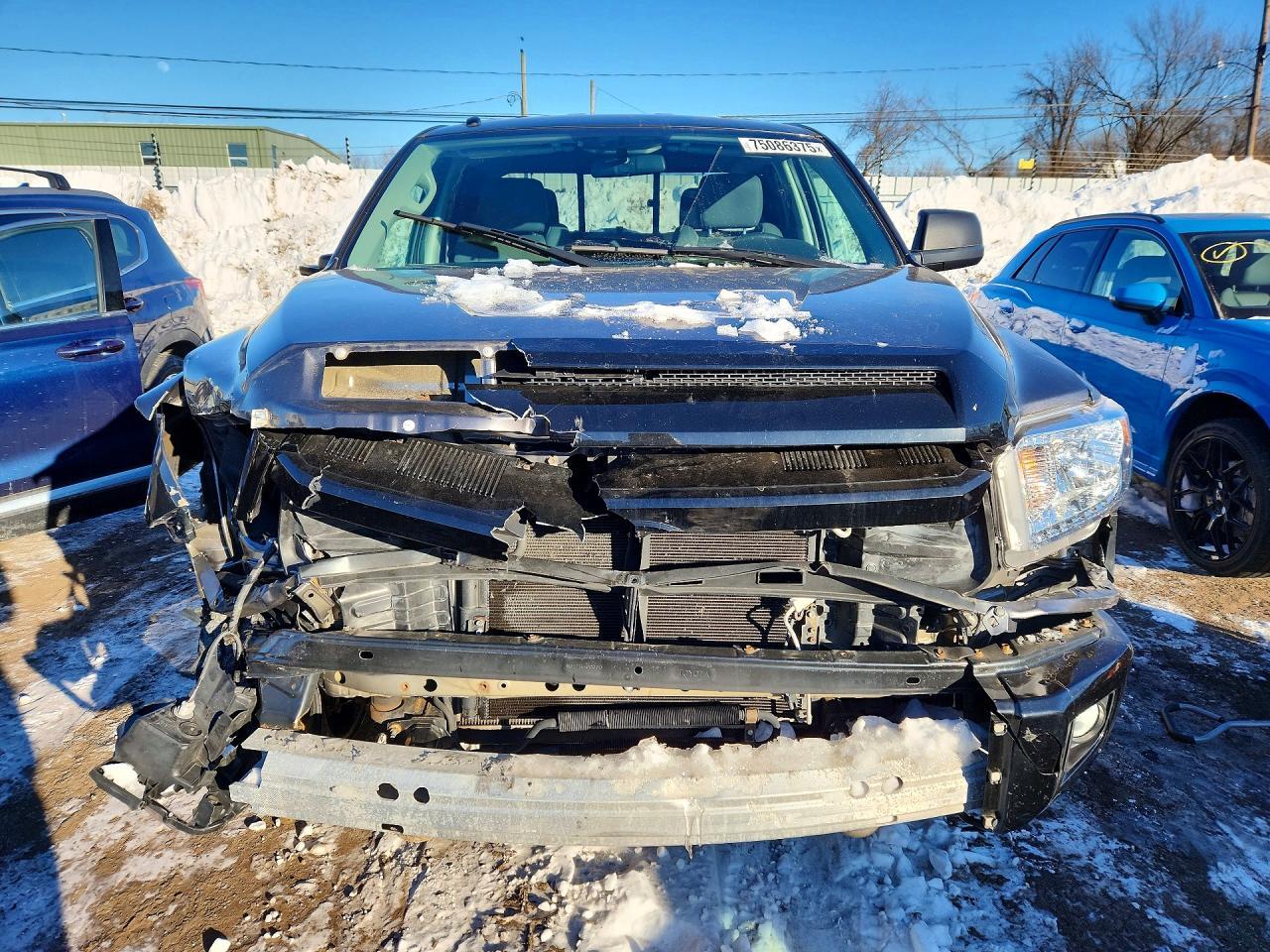 2016 Toyota Tundra Double Cab Sr - Фото 5