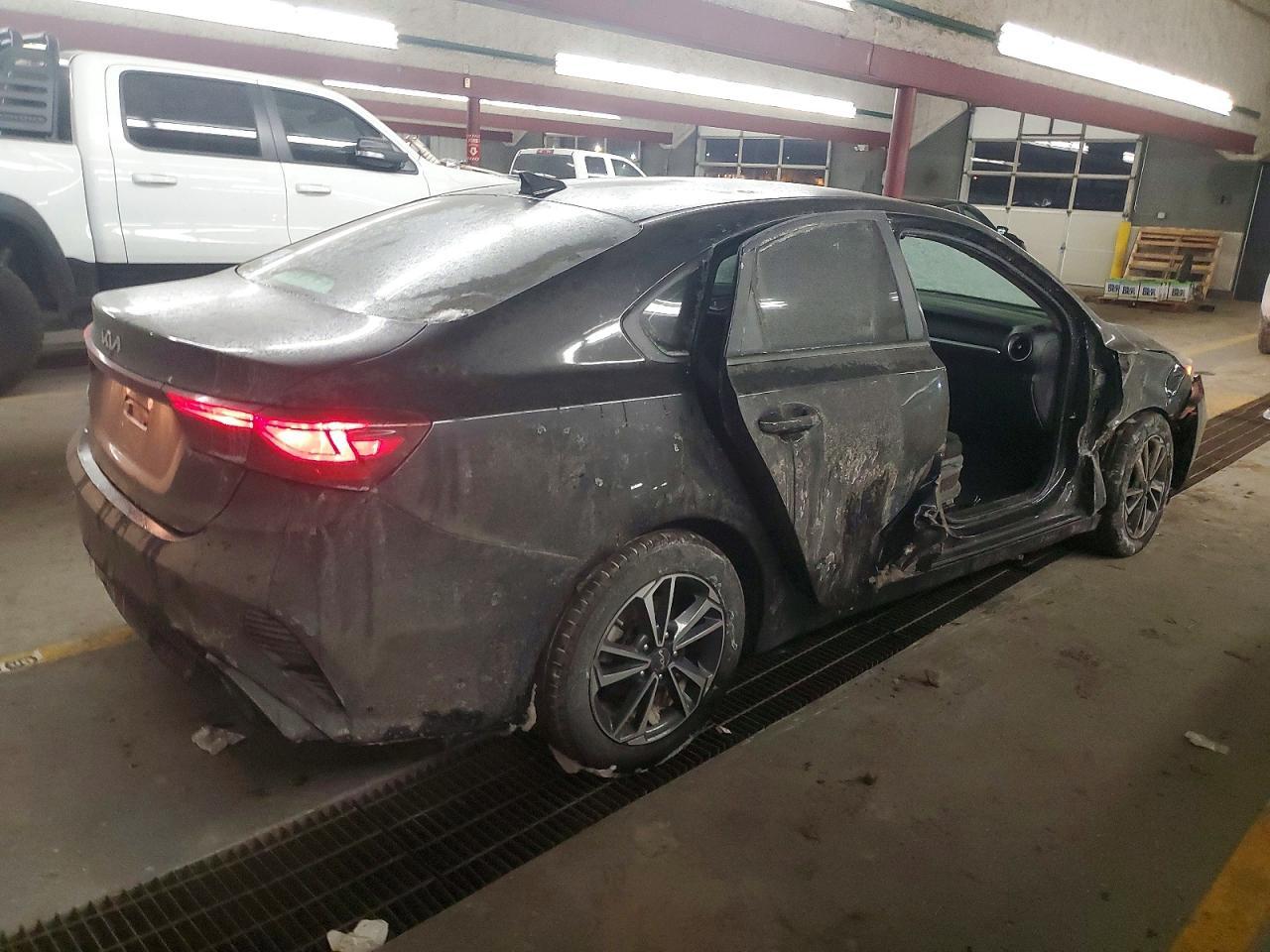 2024 Kia Forte Lx - Фото 3
