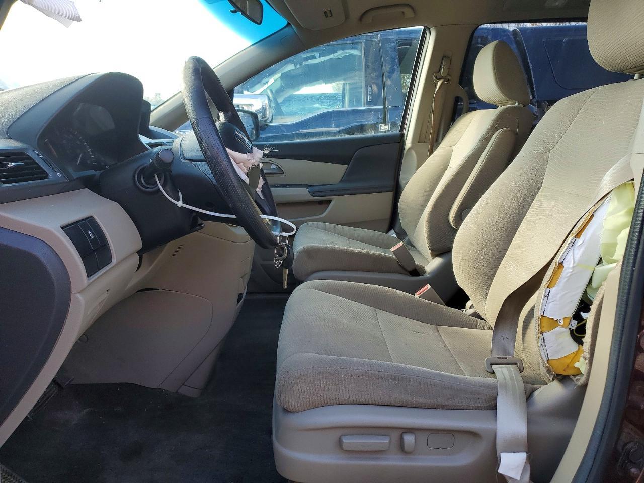 2012 Honda Odyssey Lx - Image 7