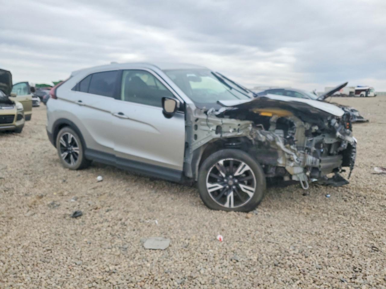 2024 Mitsubishi Eclipse Cross Se - Фото 4