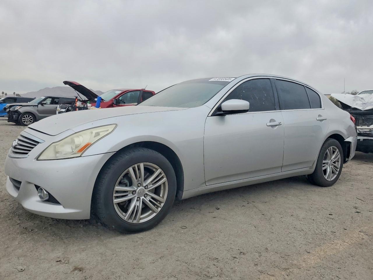 2013 Infiniti G37