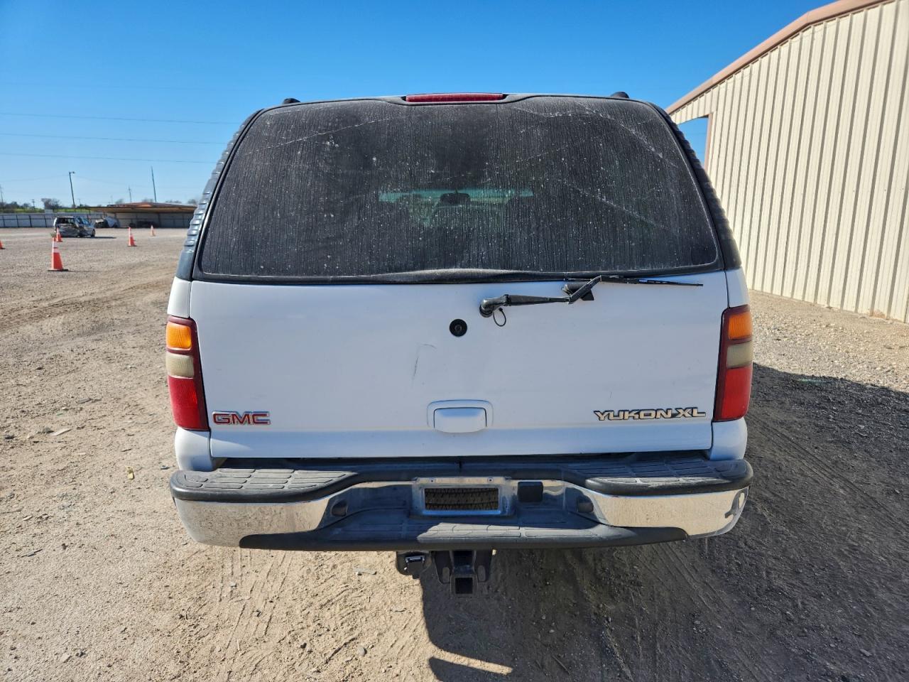 2003 GMC Yukon Xl C1500 - Image 6