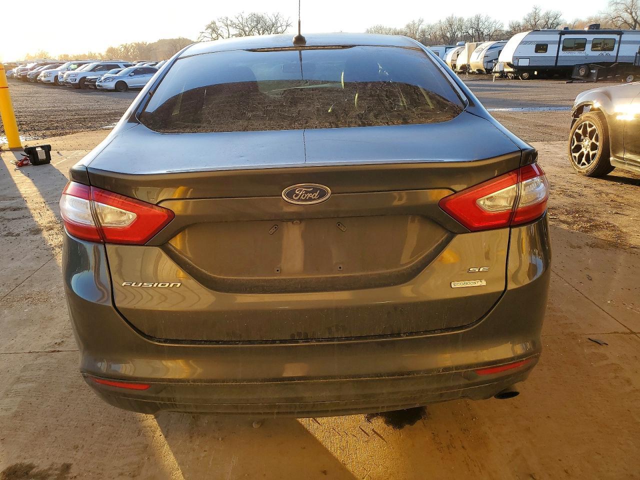 2016 Ford Fusion Se - Фото 6