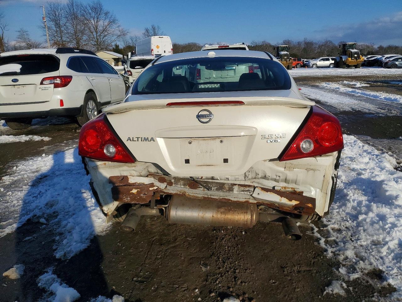 2008 Nissan Altima 3.5Se - Фото 6